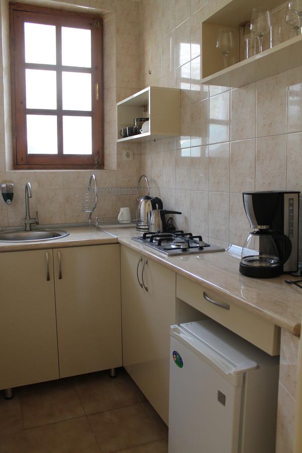 House 41 Panzió Tbiliszi Kültér fotó
